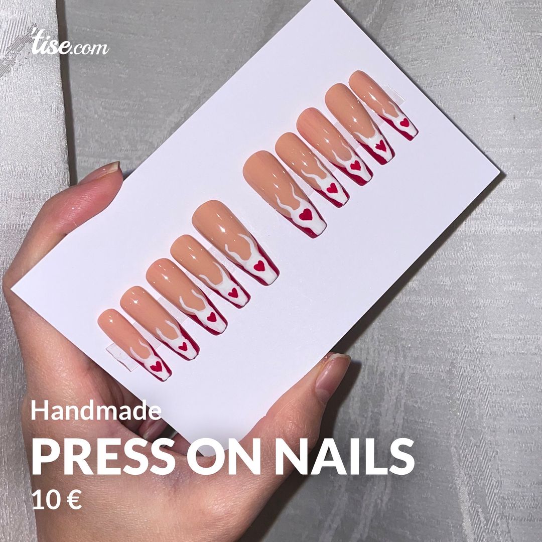 Press on nails