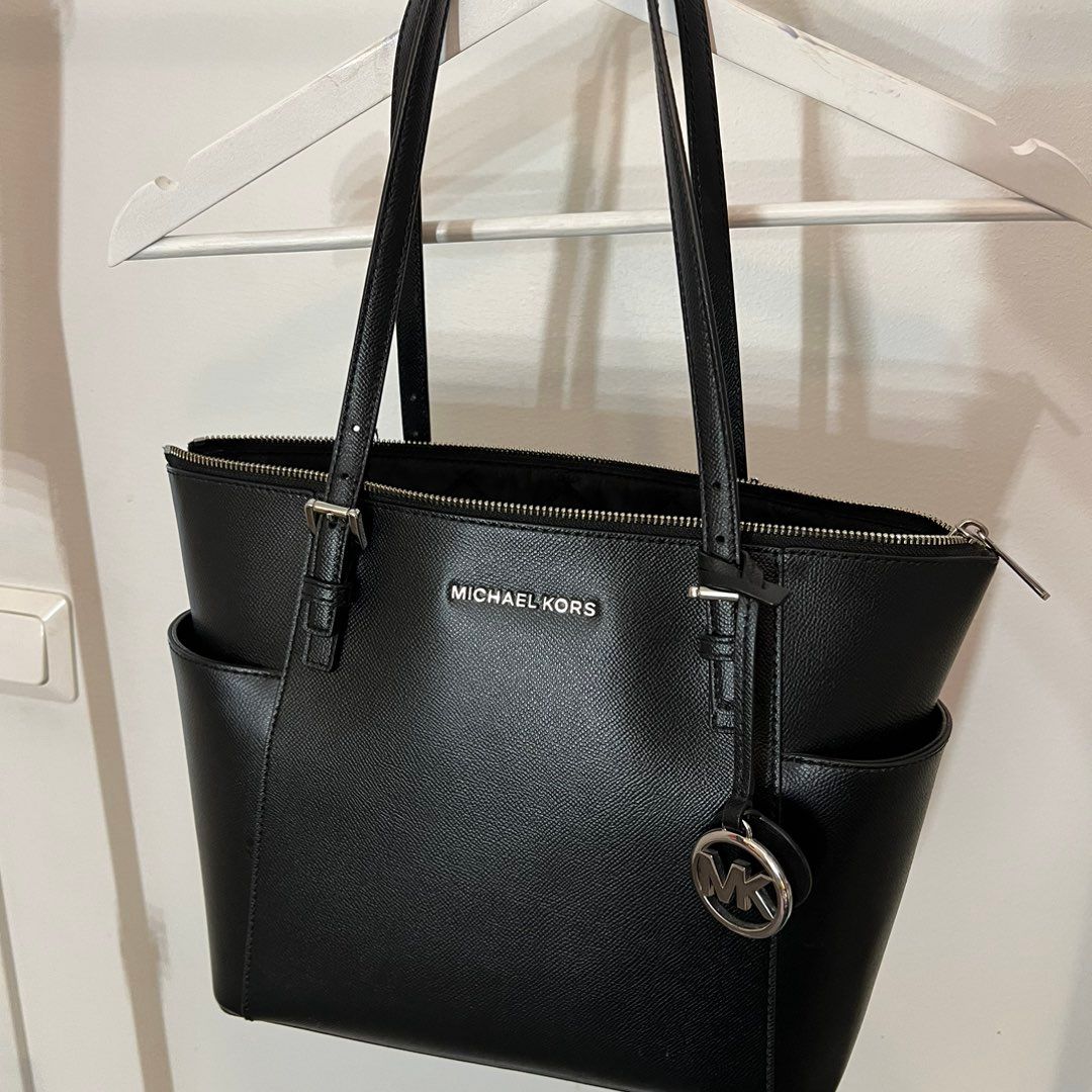 Michael Kors laukku