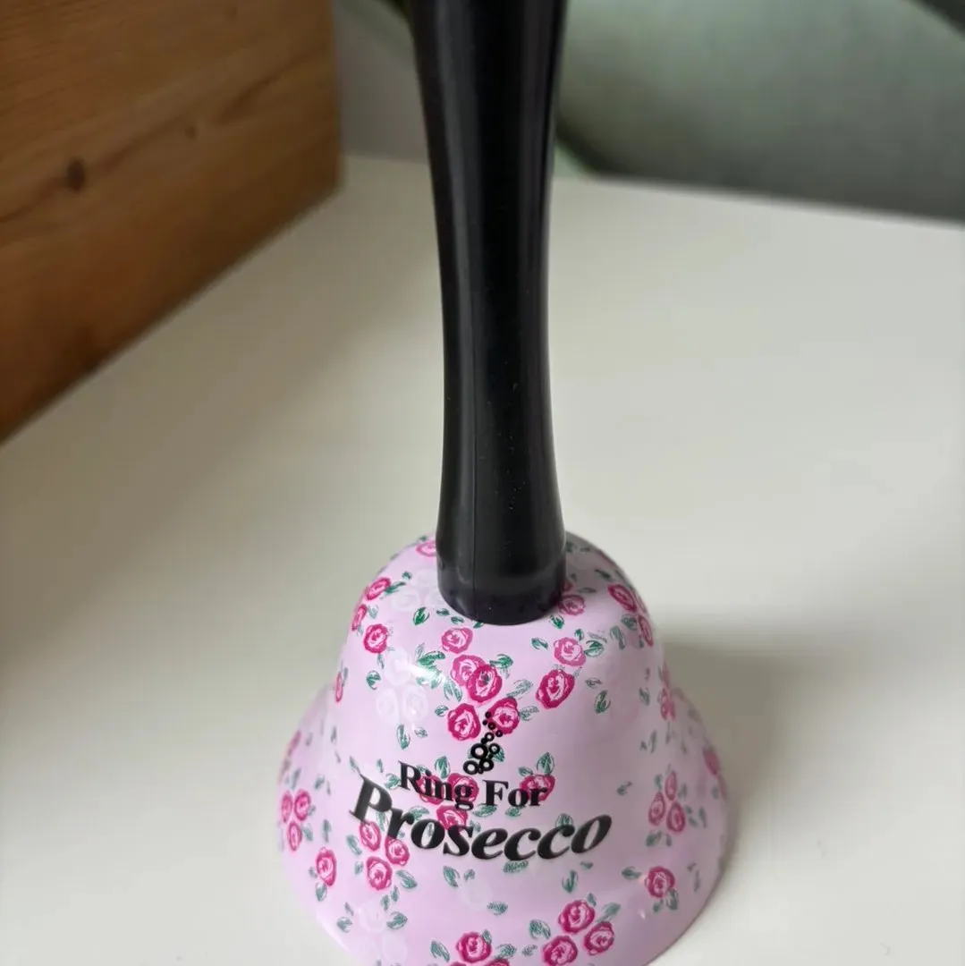 Prosecco bell