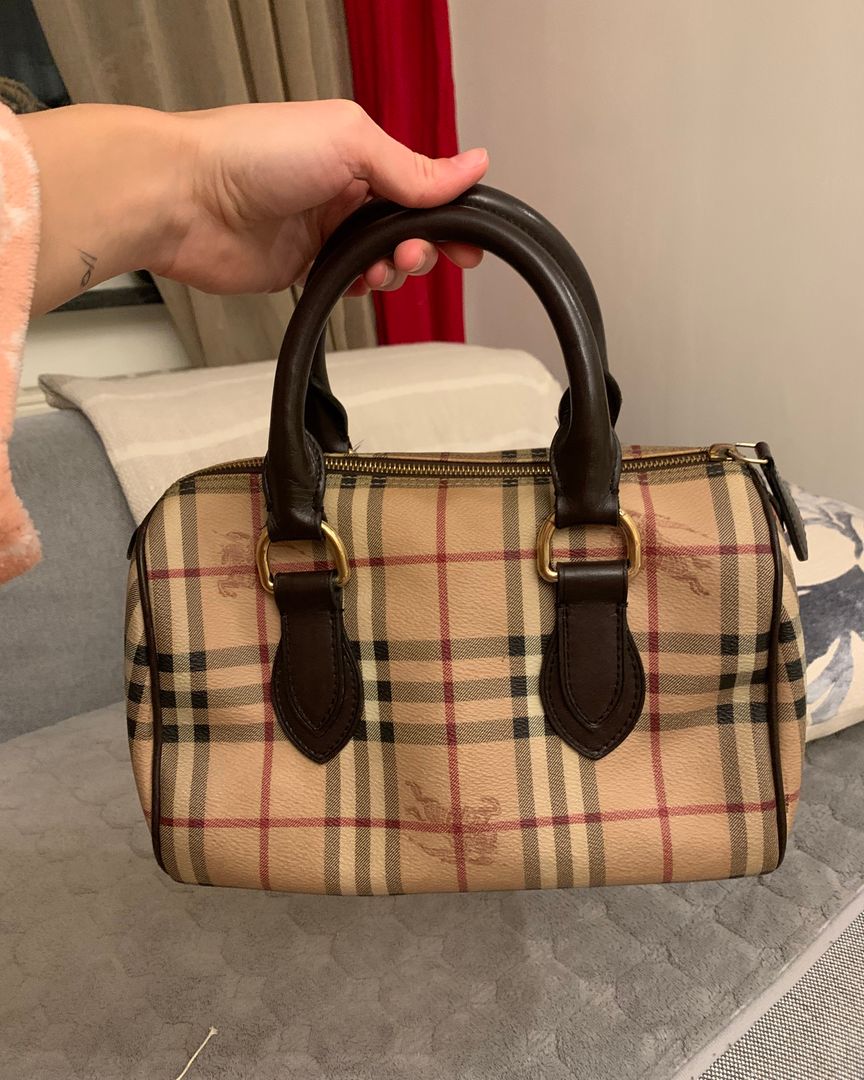 Burberry väska