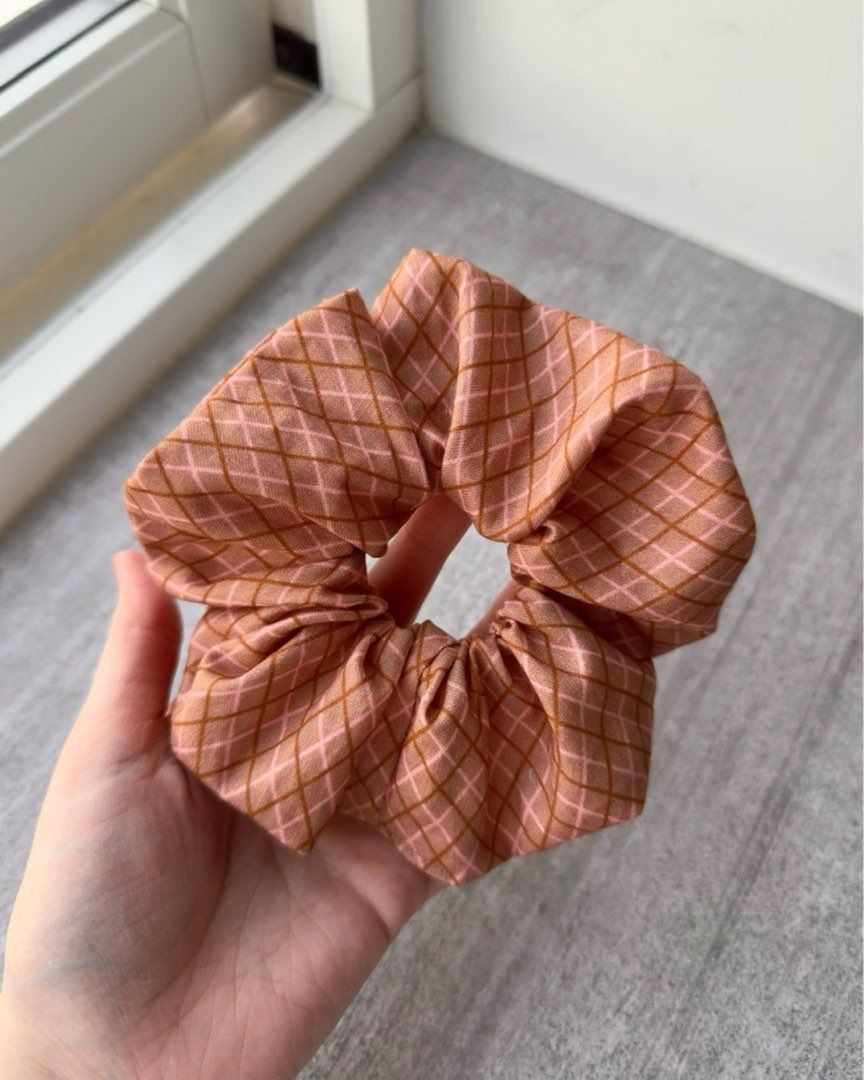 XL Scrunchie