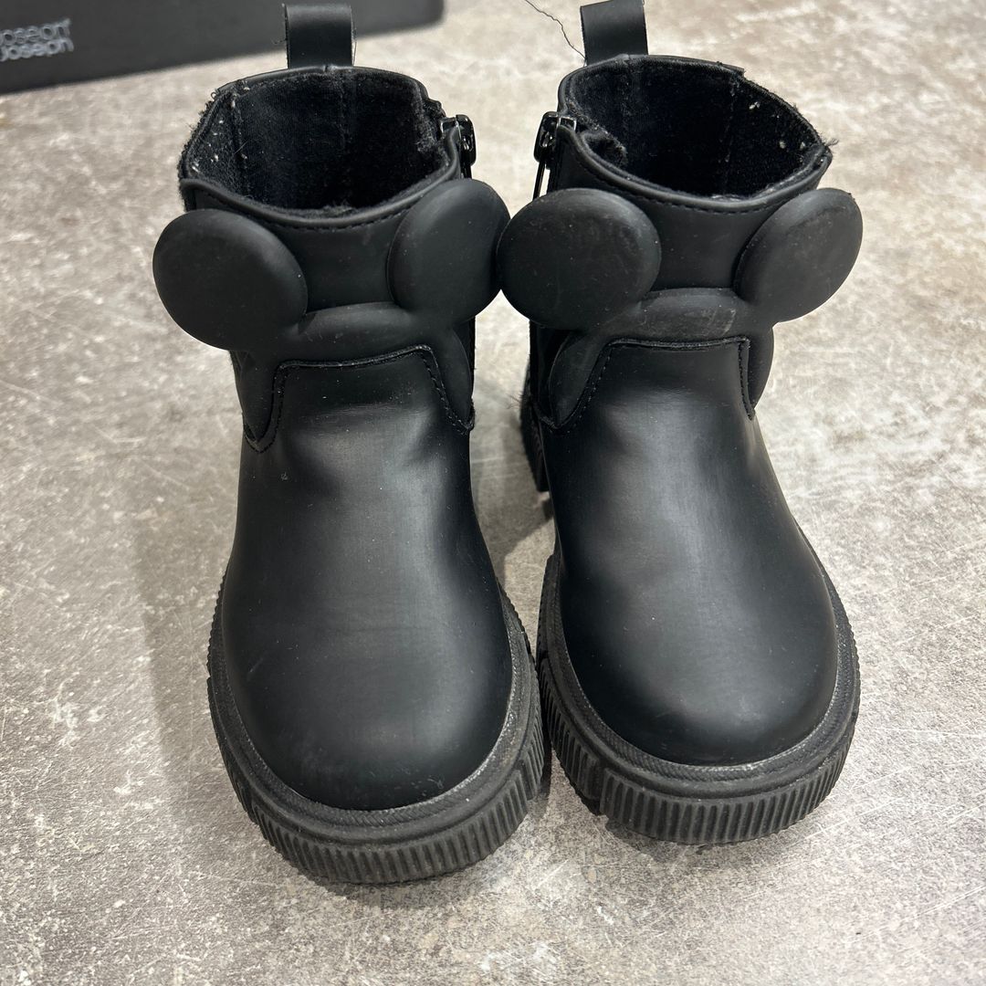 Zara boots