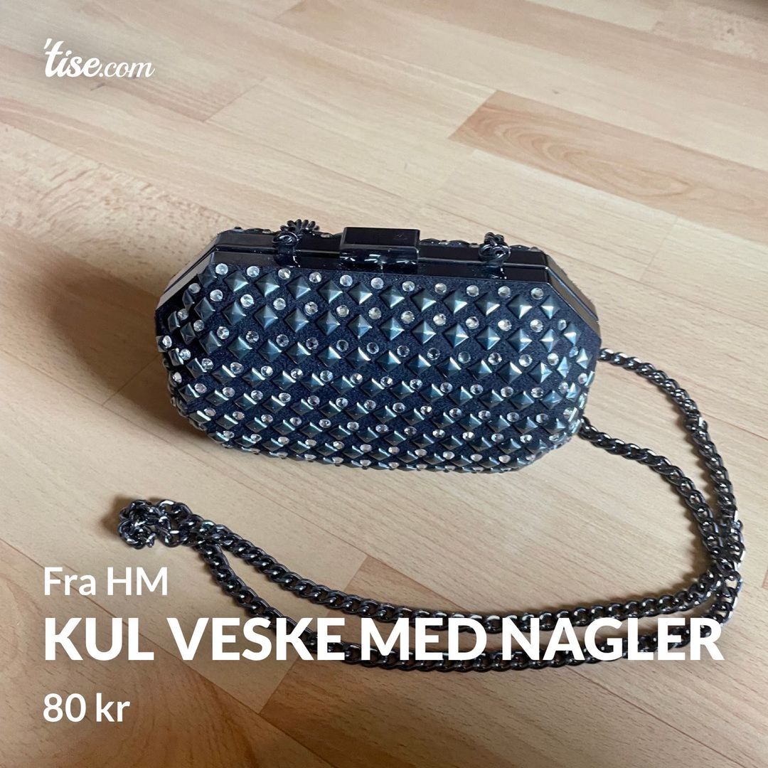 Kul veske med nagler