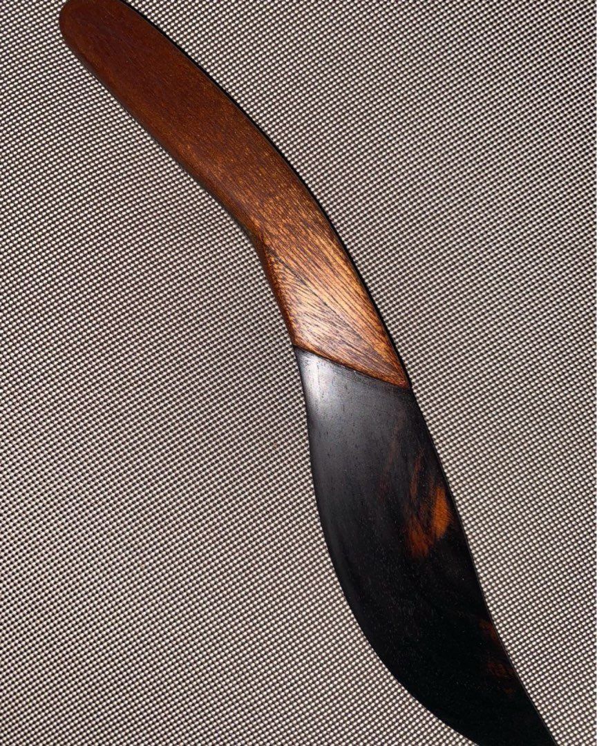 Mahoghany kniv