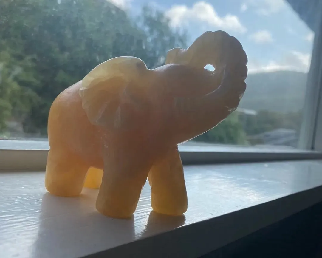 Gul kalsitt elefant