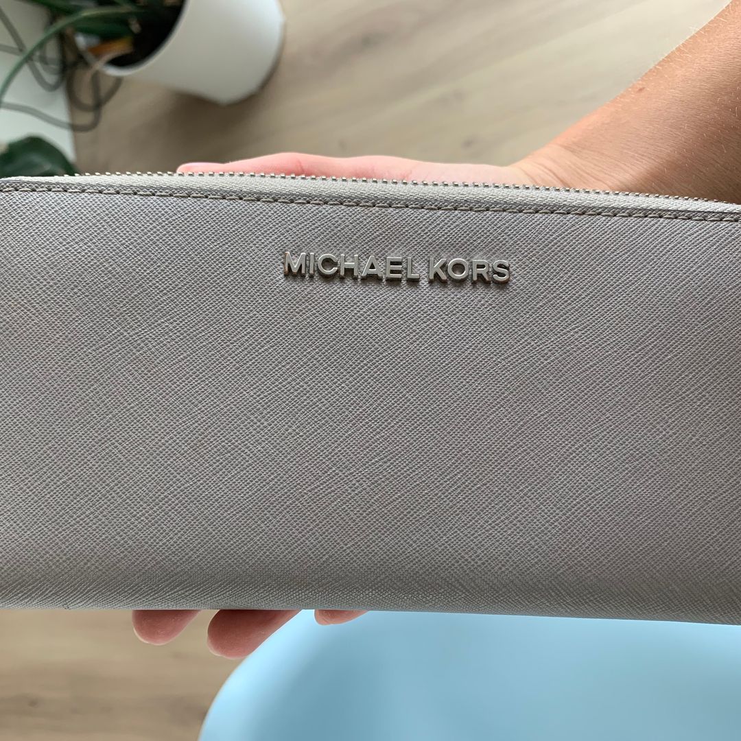 Michael Kors pung