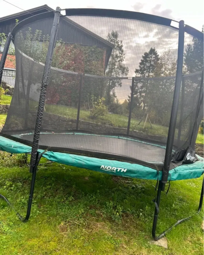 Trampoline