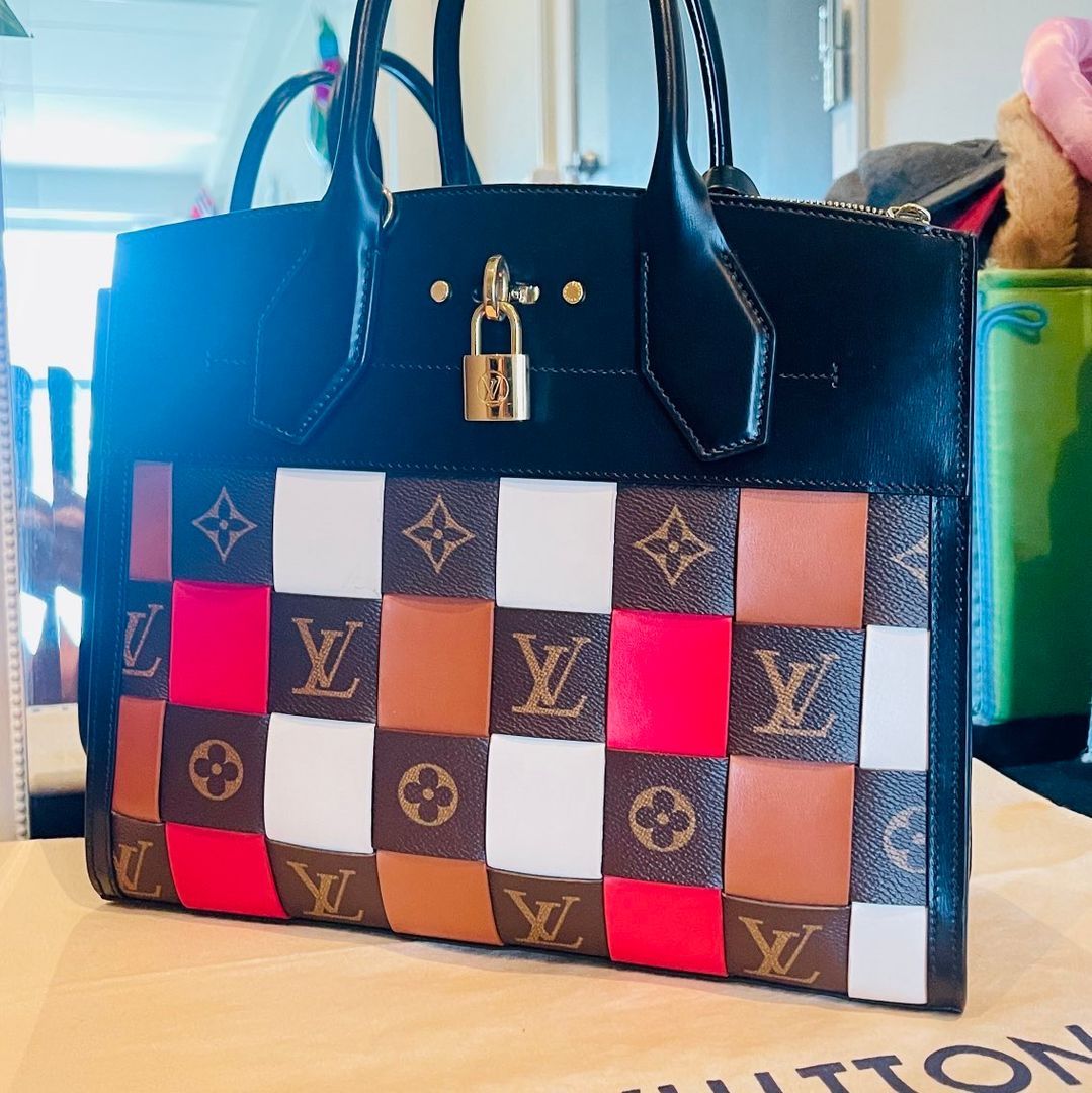 LV City Steamer