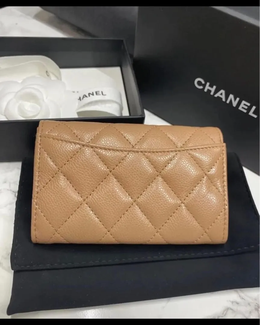 Chanel cardholder