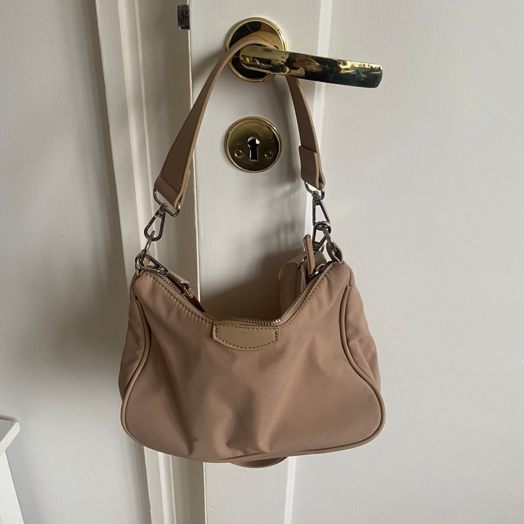 Beige taske