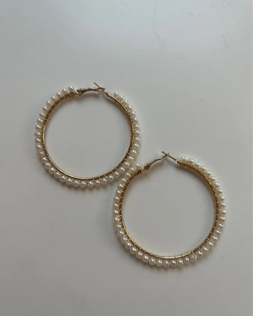 Pearl earrings