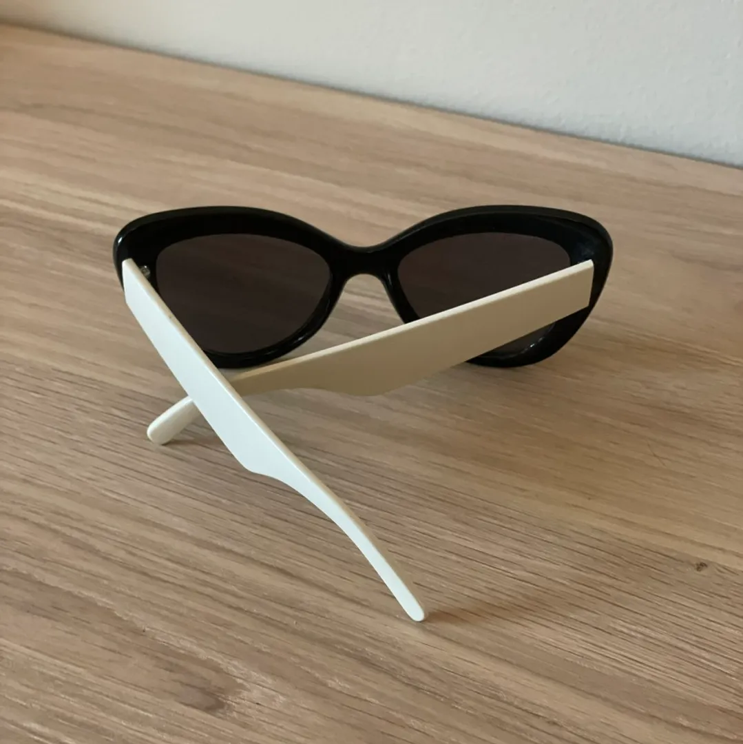 HM Studio Solbrille