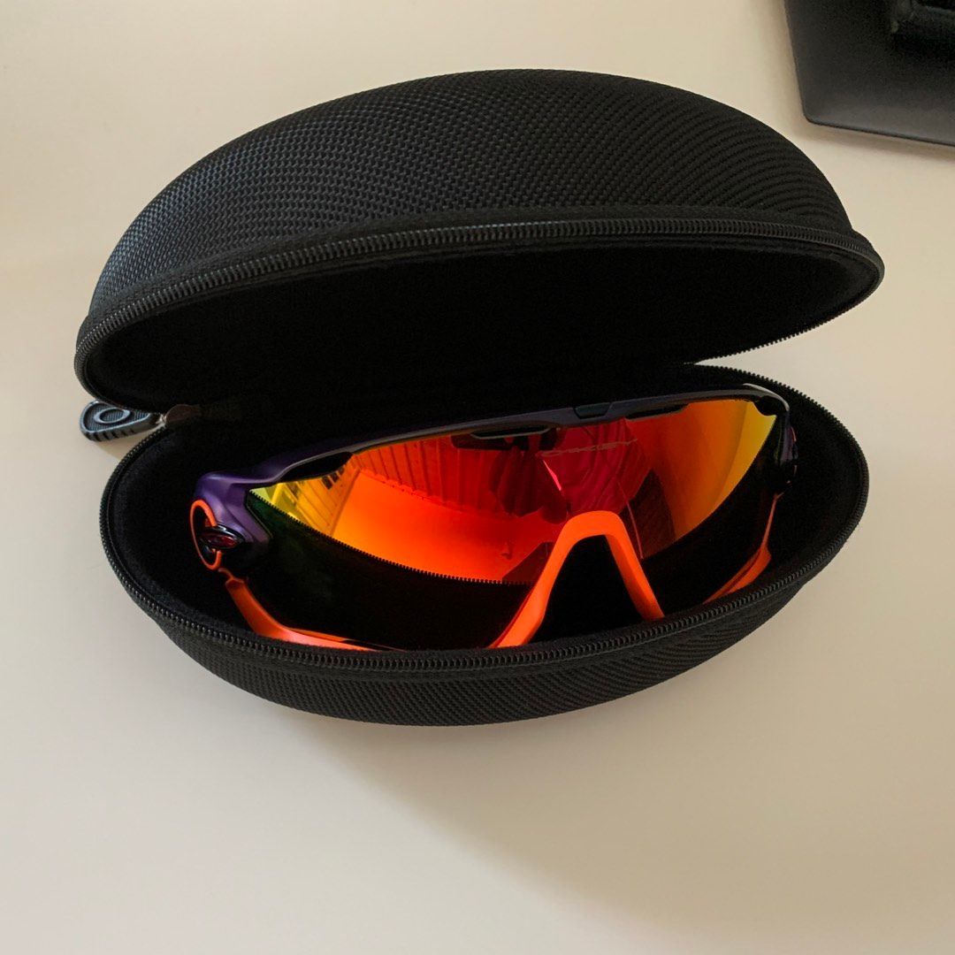 Oakley jawbreaker