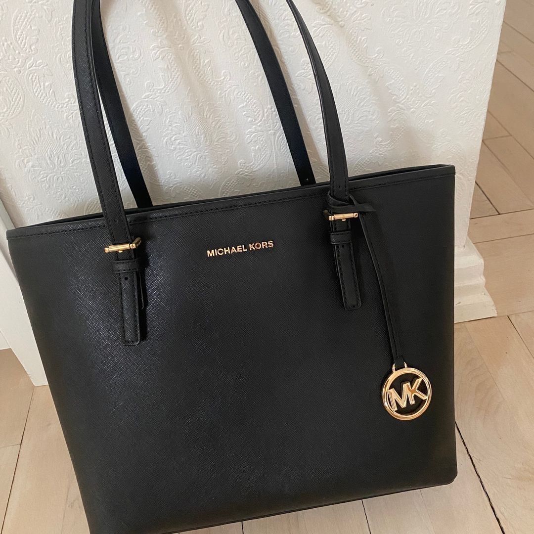 Michael Kors taske