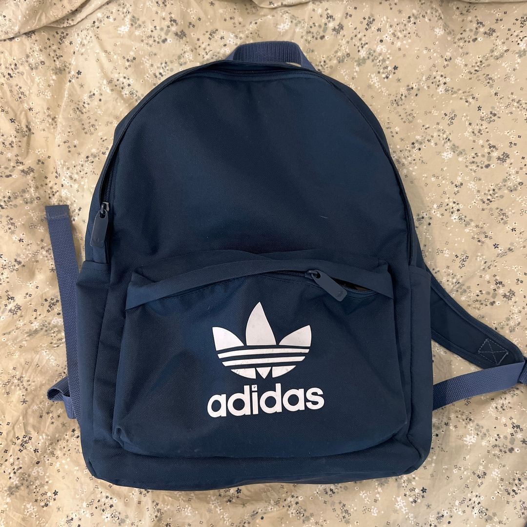 Adidas sekk