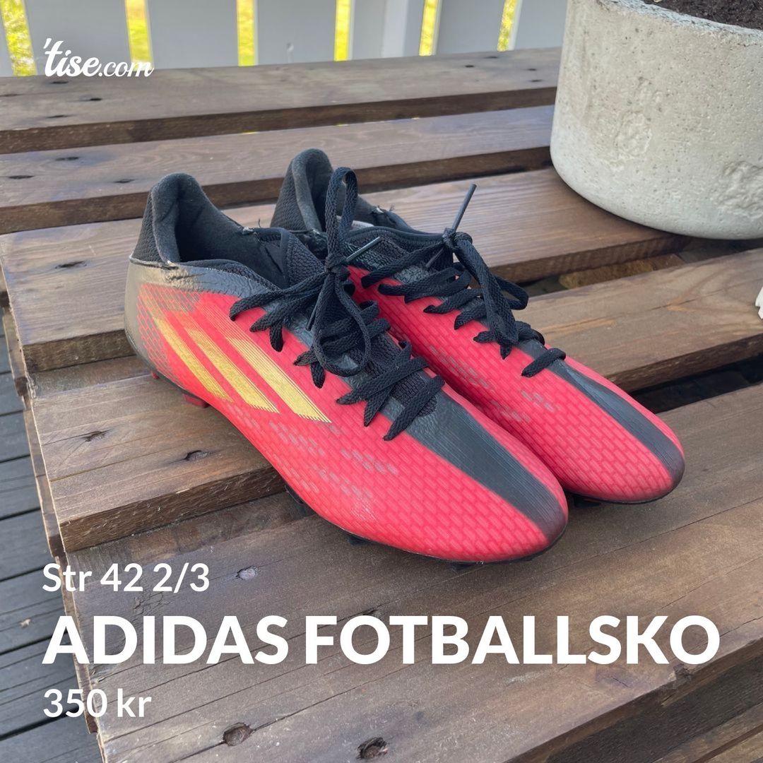 Adidas fotballsko