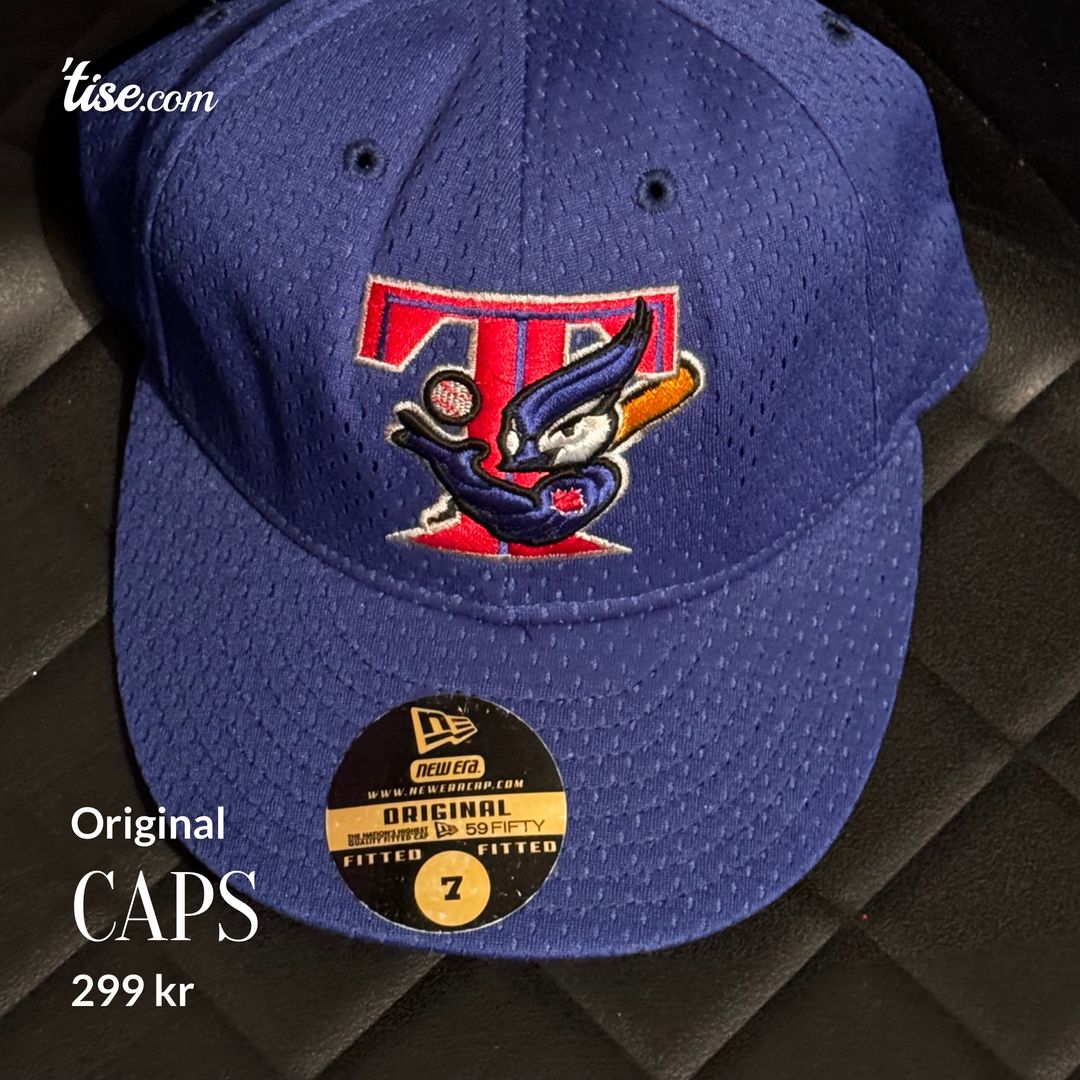 Caps