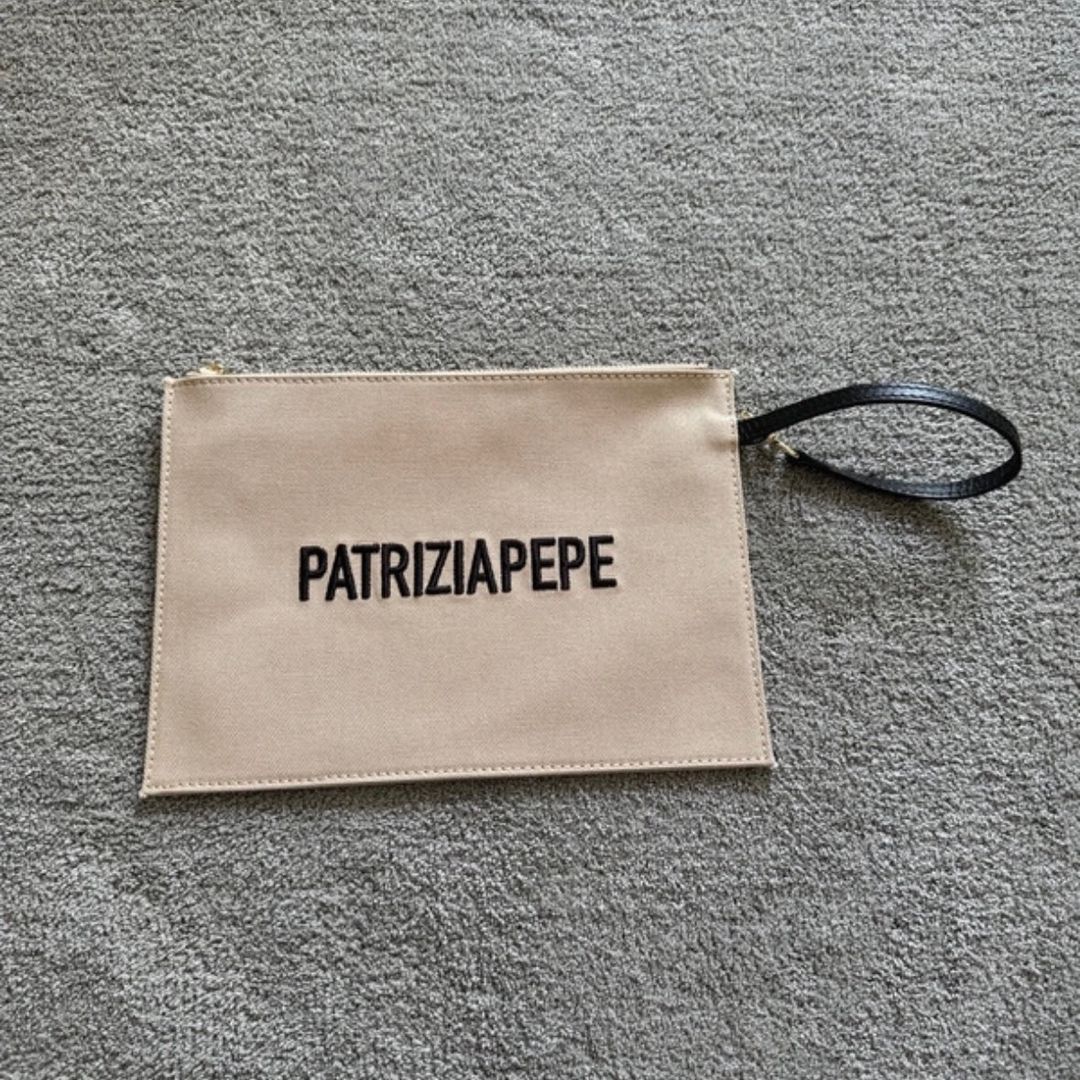 Patrzia pepe clutch