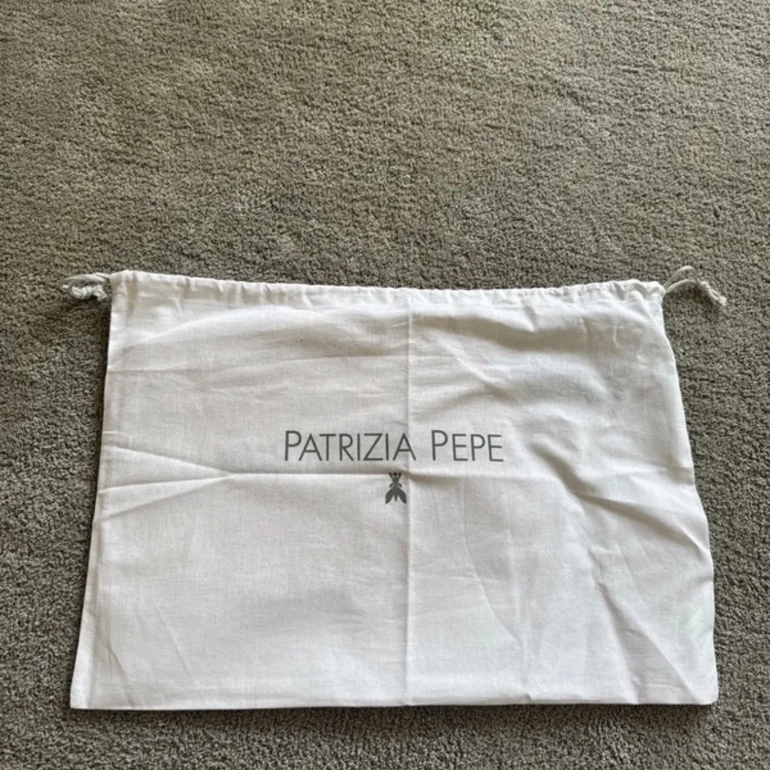 Patrzia pepe clutch