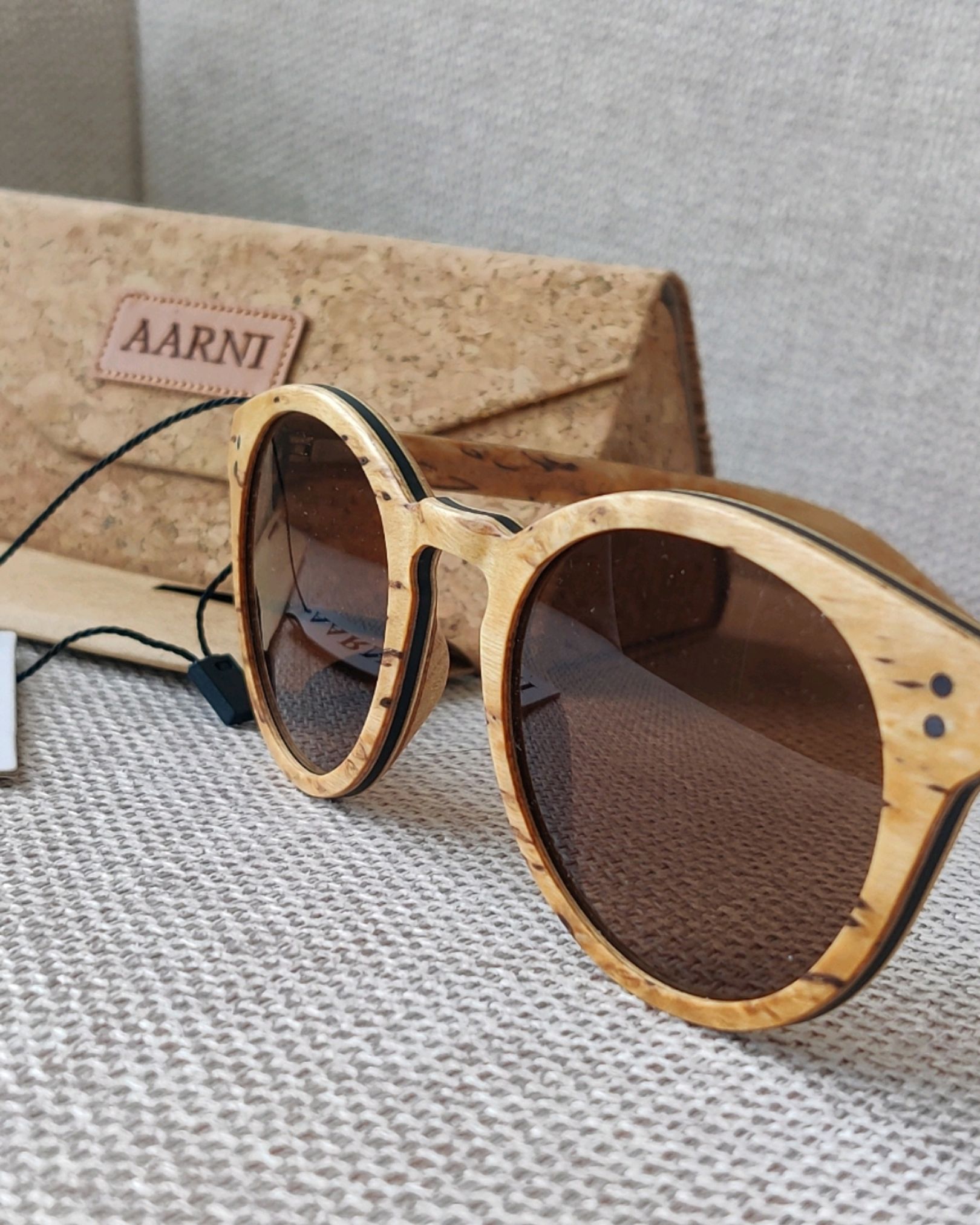 Aarni Wood lasit