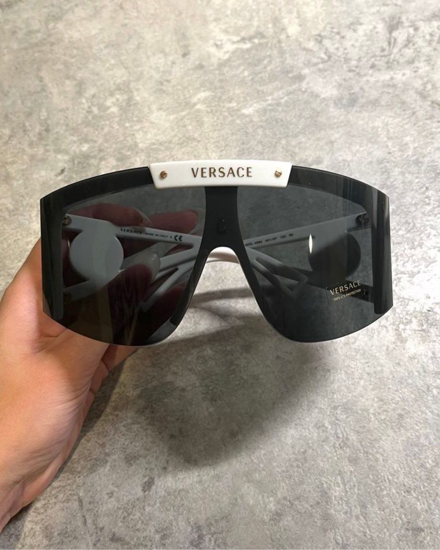 Versace lasit