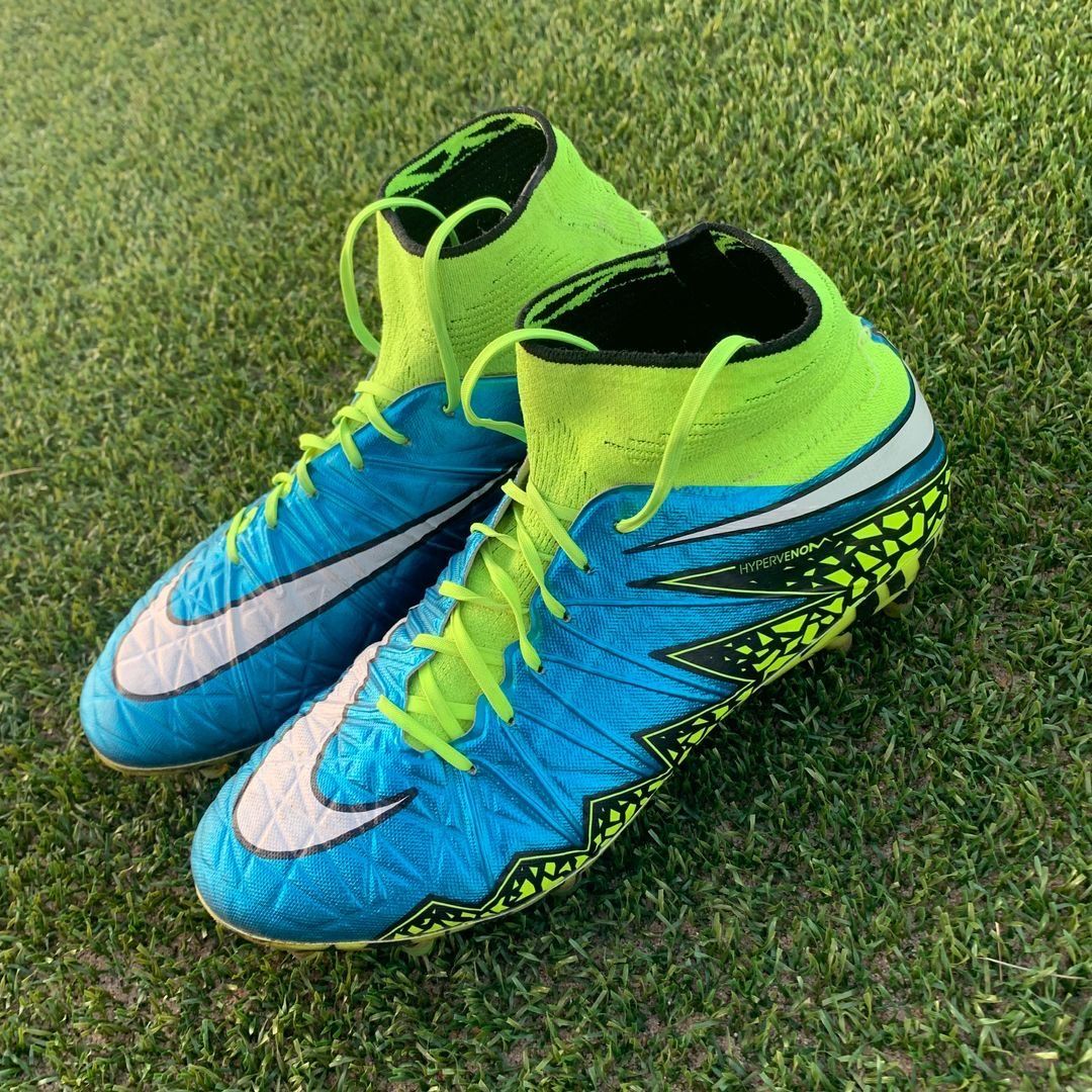 Nike HYPER VENOM