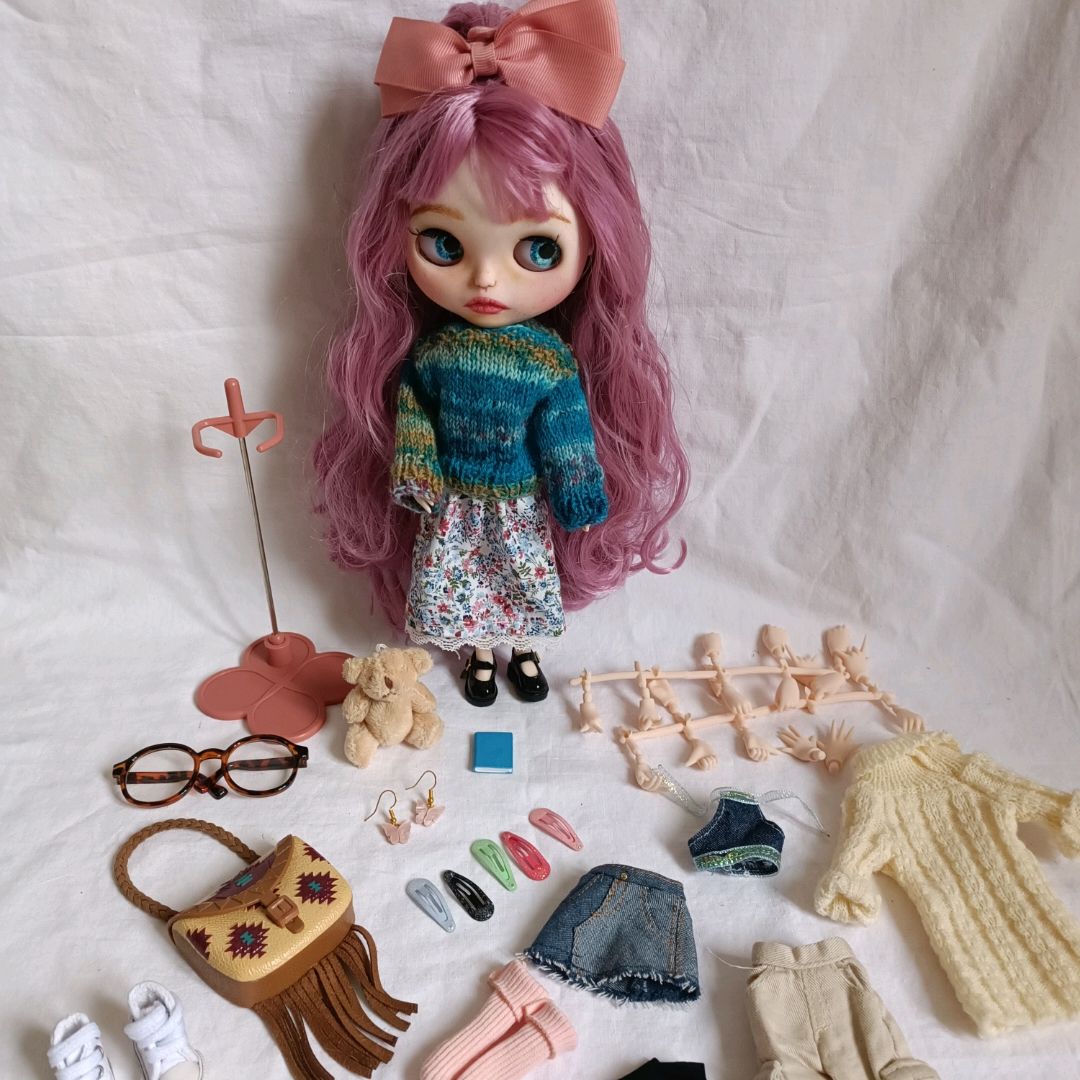 Custom OOAK Blythe