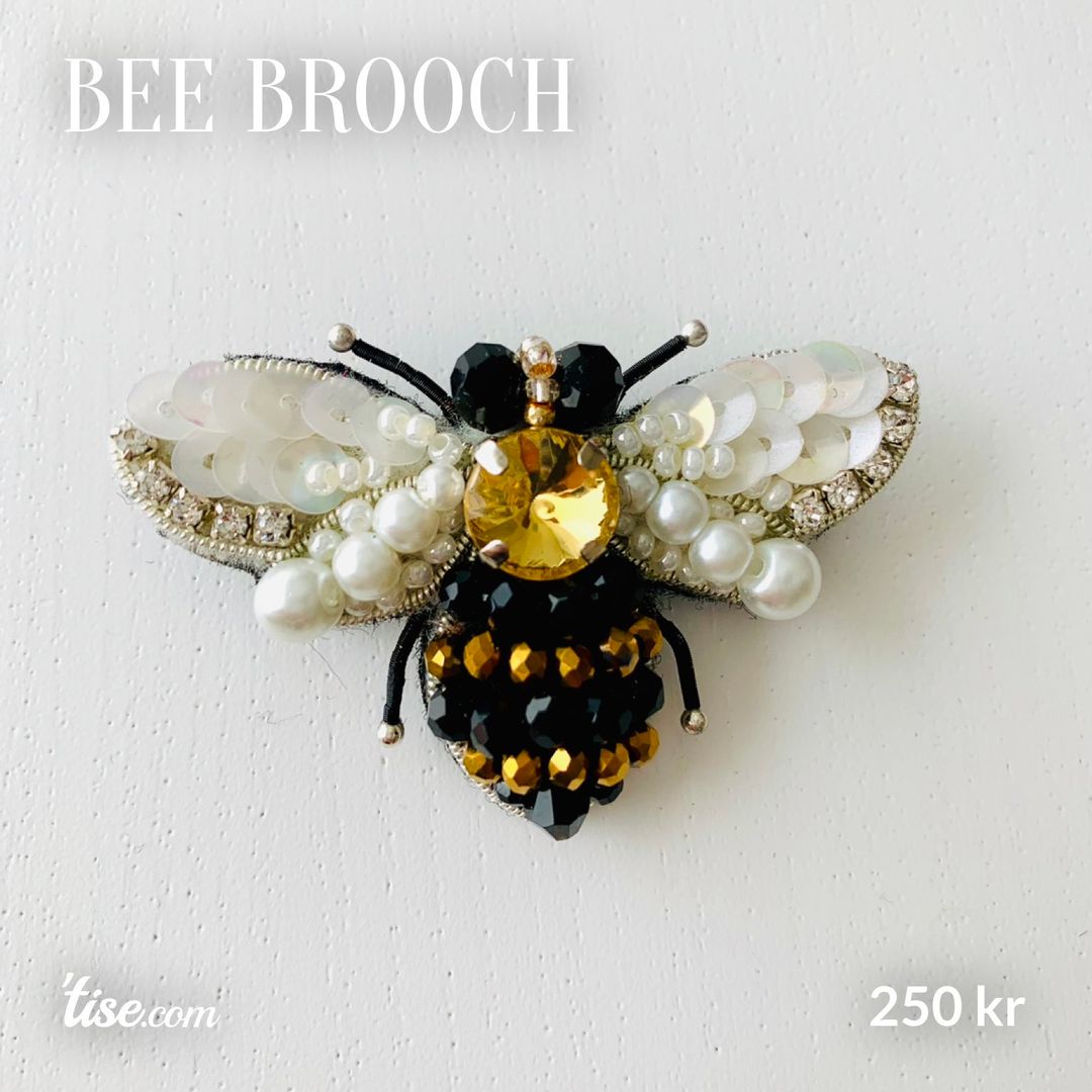 Bee brooch