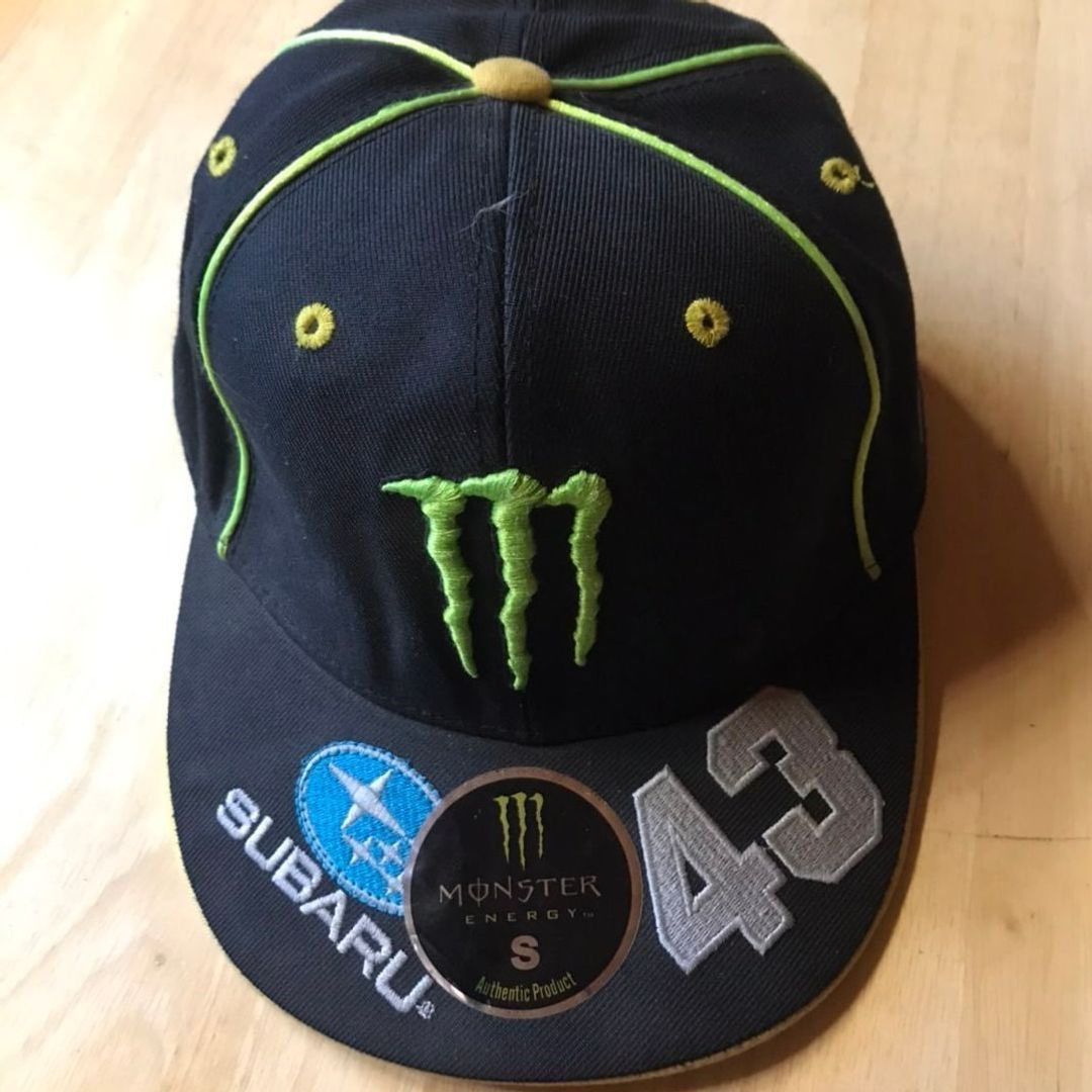 MONSTER cap