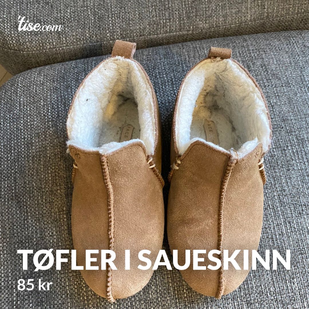 Tøfler i saueskinn