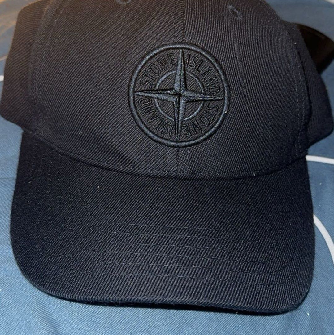 Stone island caps