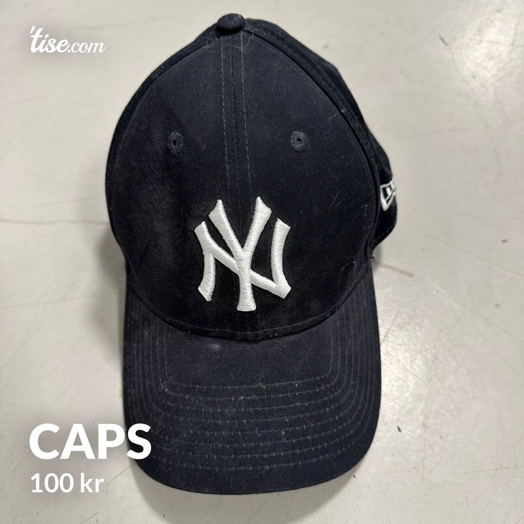 Caps