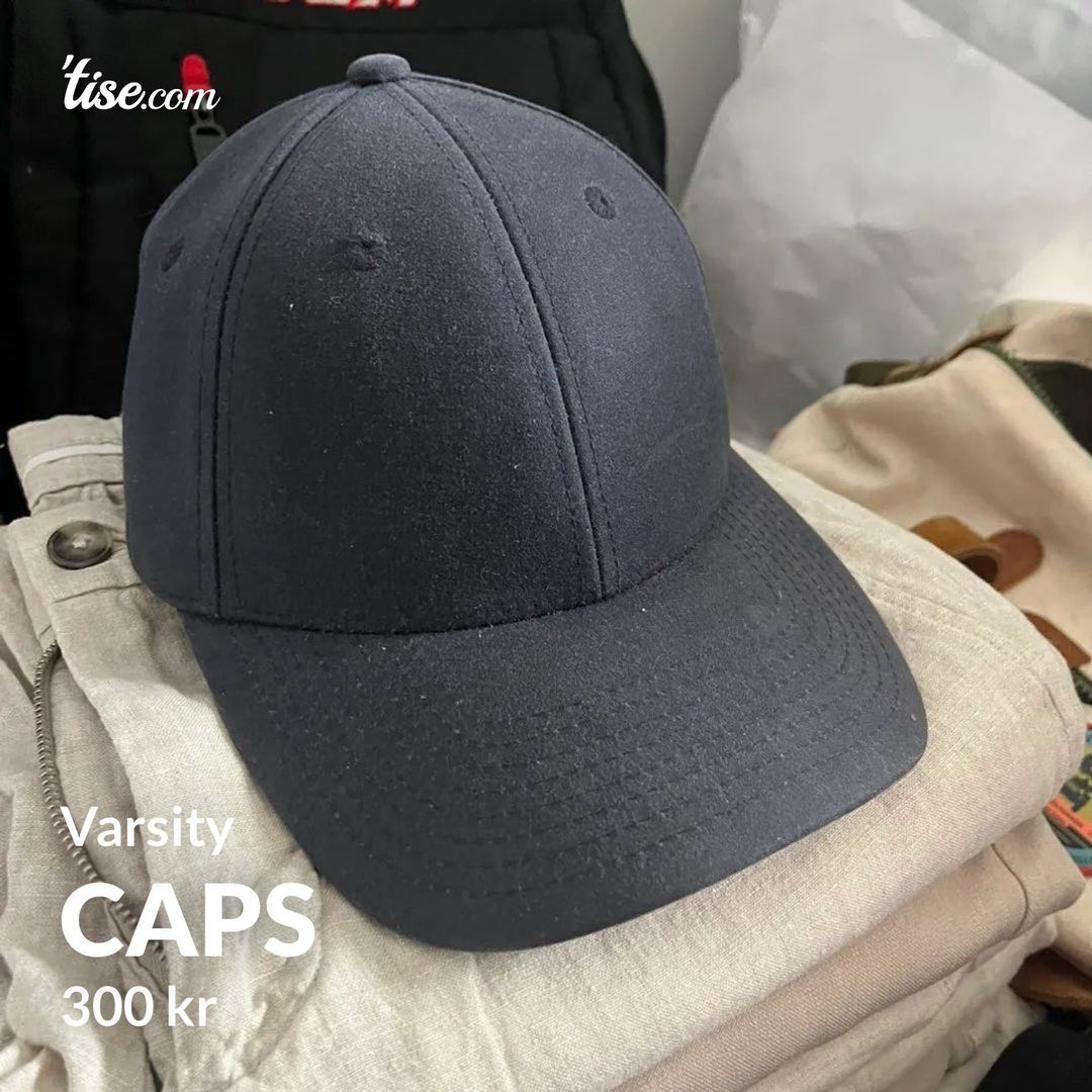 Caps