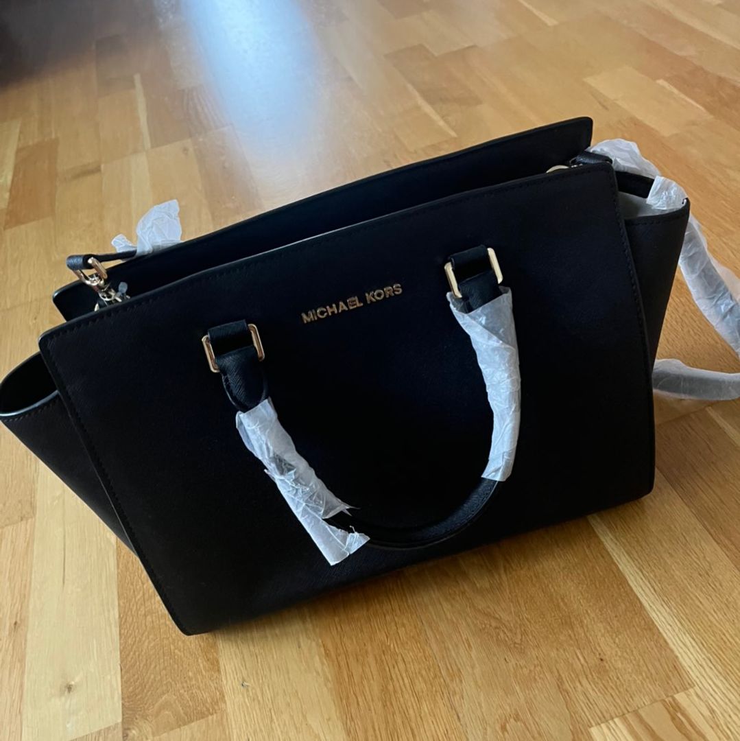 MICHAEL KORS TOTE