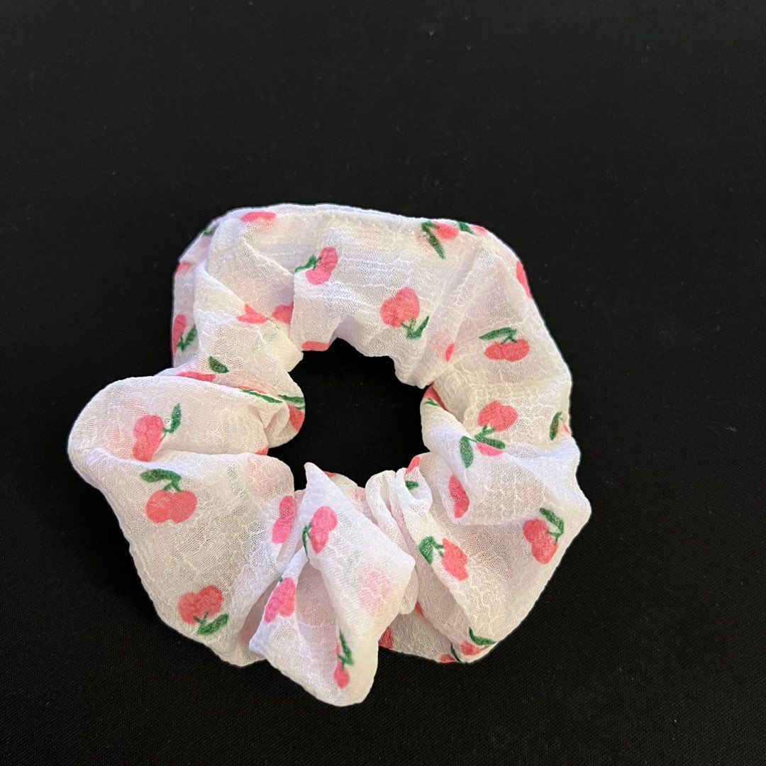 Kirsebær scrunchie