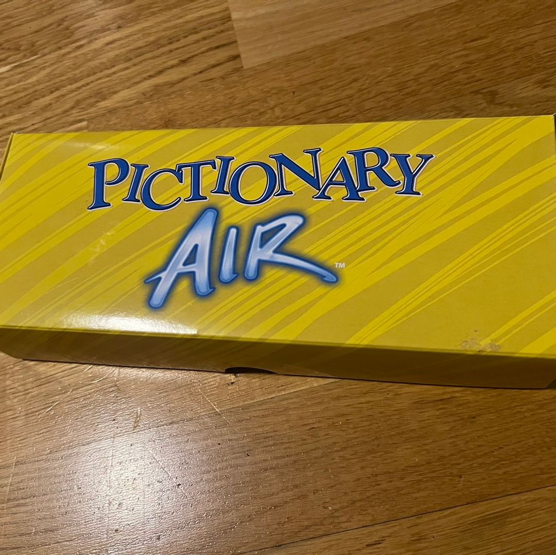 Pictionary Air