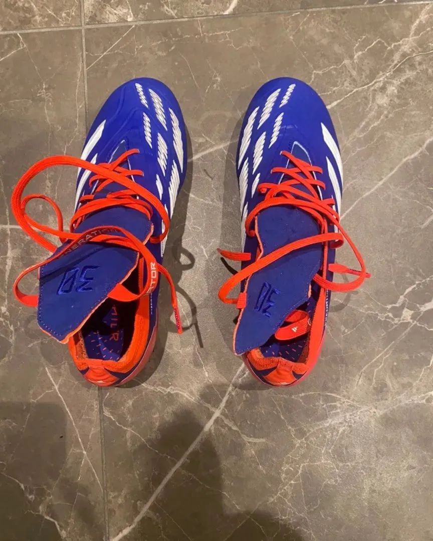 Adidas predator s 40