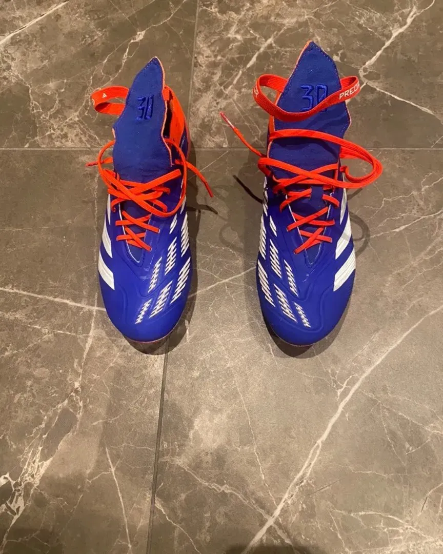 Adidas predator s 40