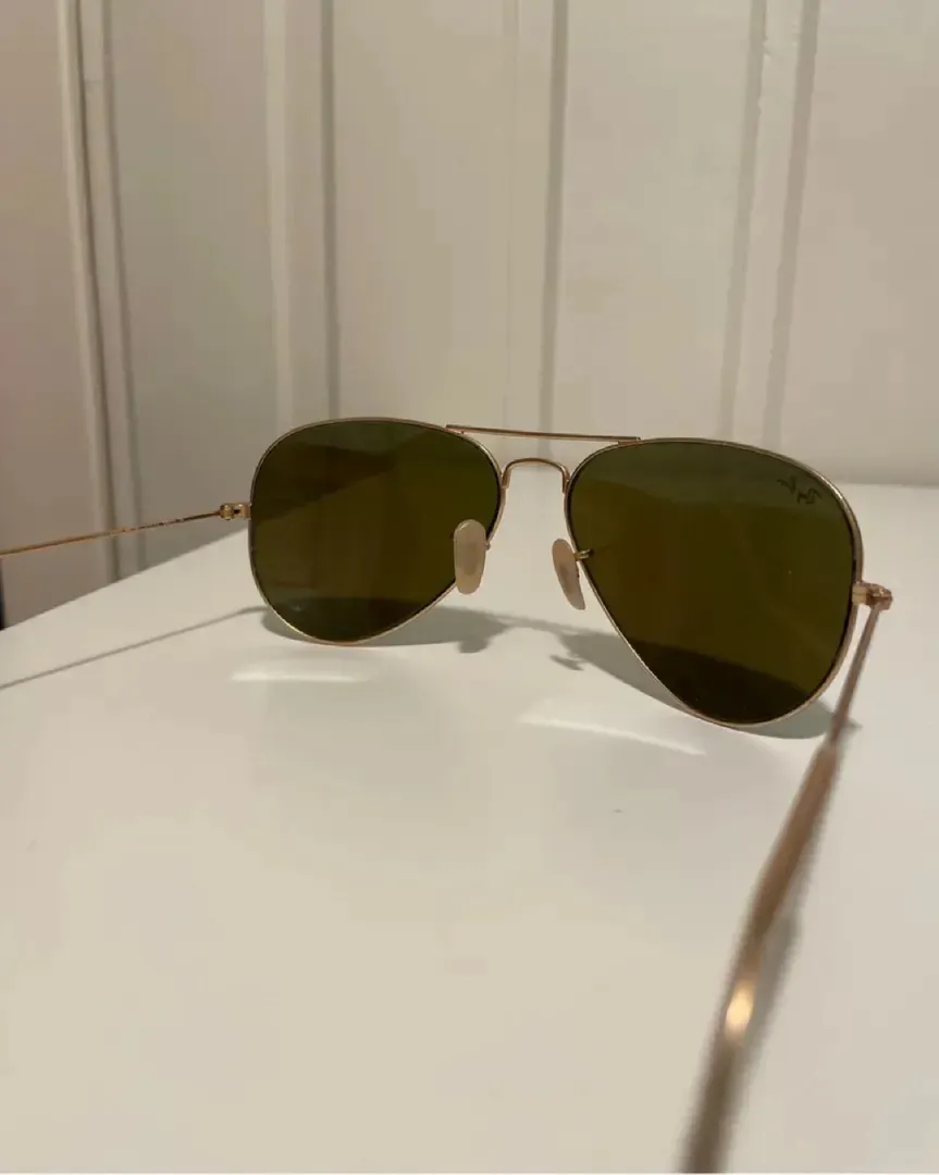 Ray-Ban aviator