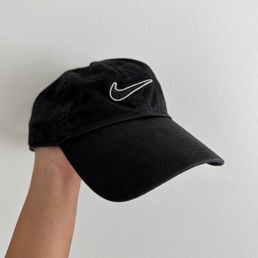 Sort nike kasket