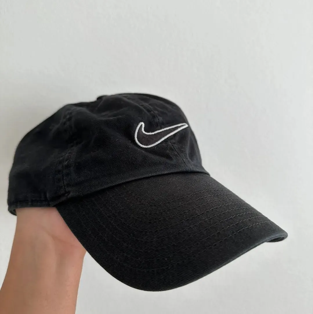 Sort nike kasket