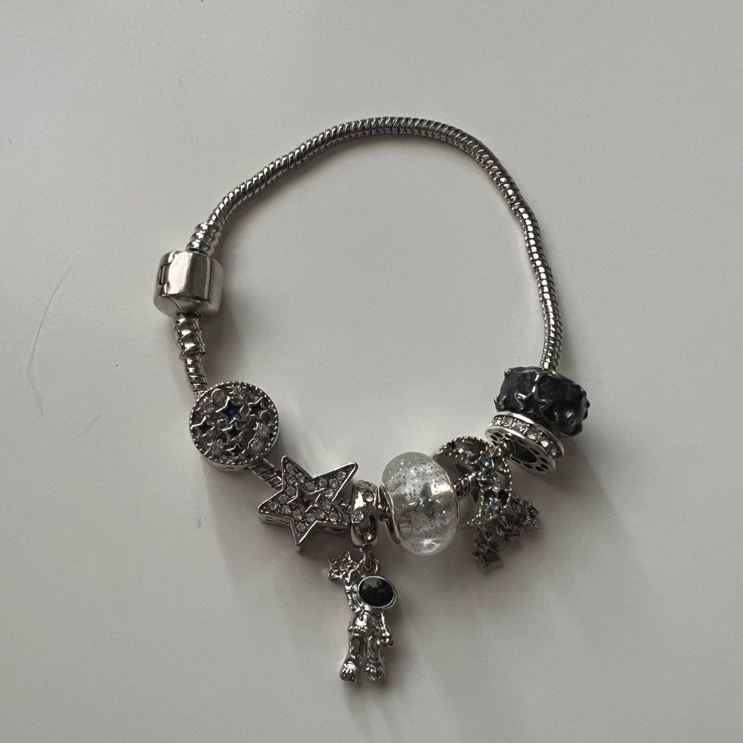 Charm armbånd