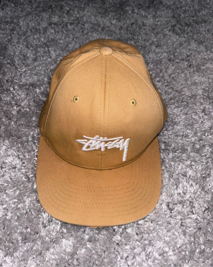 Stussy lippis