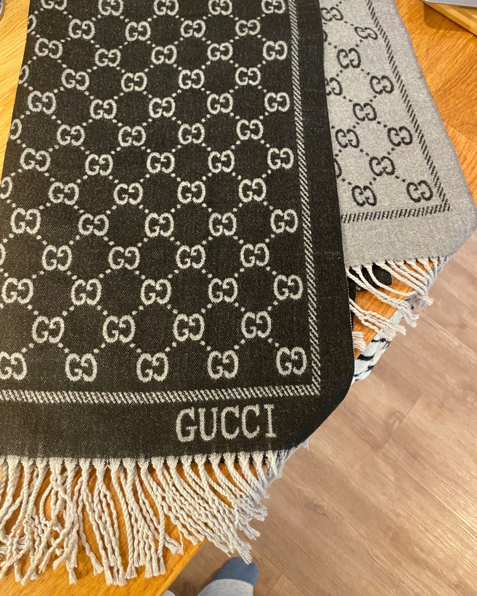 Gucci skjerf