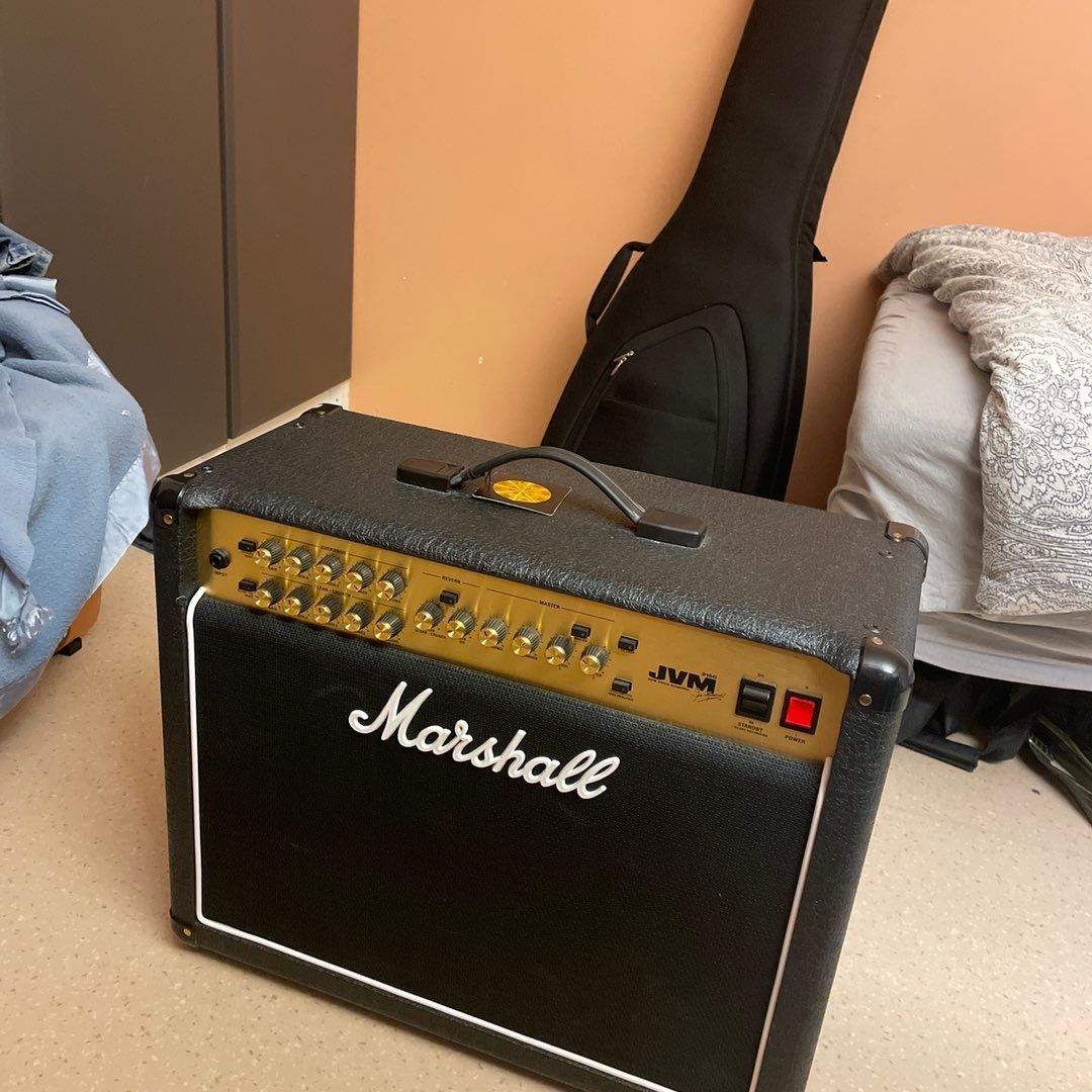 Marshall JVM215c