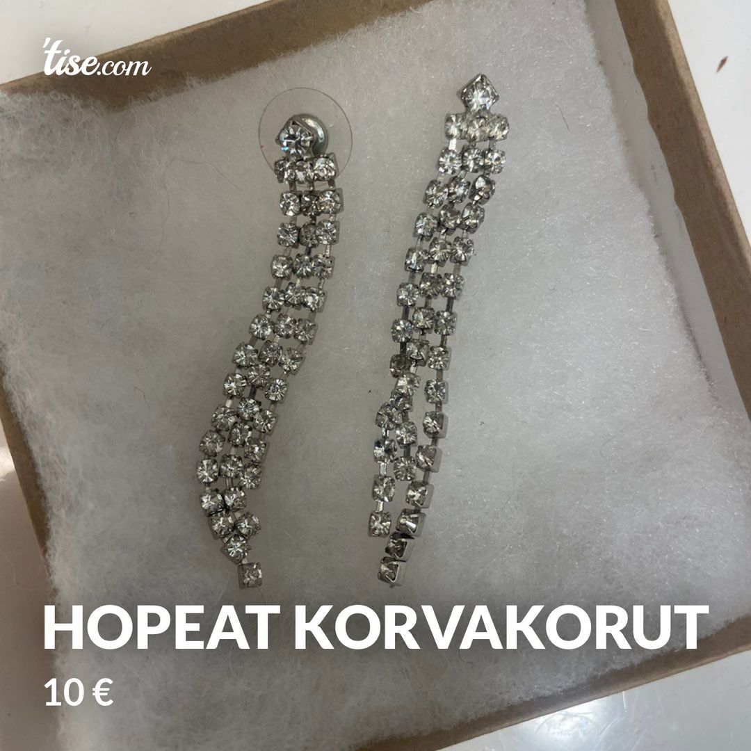 Hopeat korvakorut