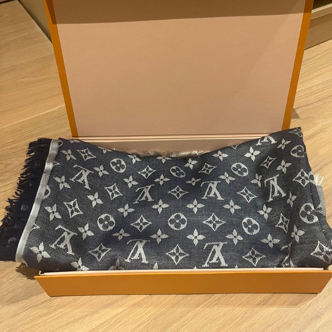 Louis Vuitton-sjal