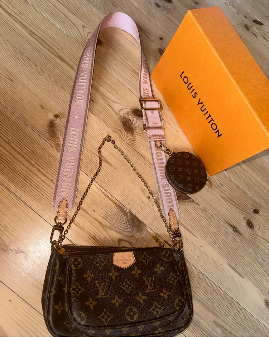 LV Multi Pochette