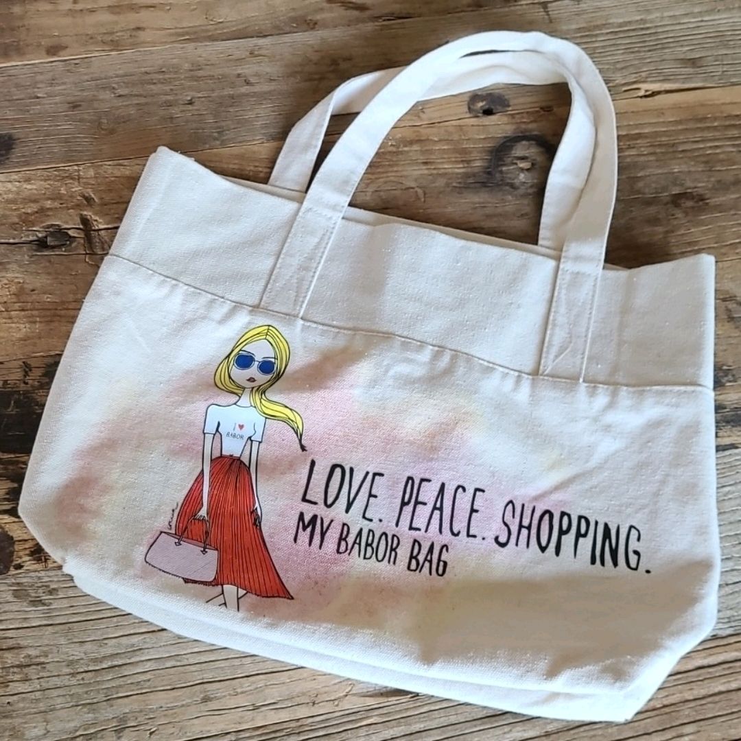 Tote bag