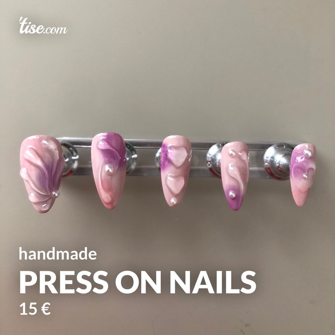 Press on nails